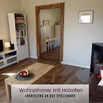 Haus Asgard Perfect Fuer Familien Mit Kleinkinder Und Hund, Zentral Gelegen Im Harz * Huttenrode